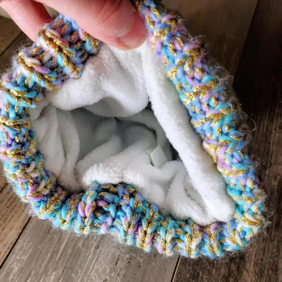 Girls Shimmery Pastel Knit Winter Beanie Hat (One Size Fits All) - Picture 5 of 10